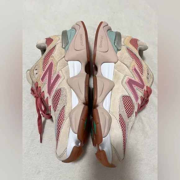 New Balance Joe Freshgoods 9060 Inside Voices Penny Cookie Pink Sneakers - Picture 3 of 10